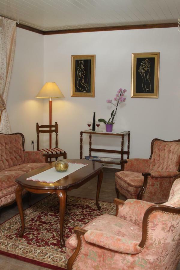 Apartman Sokica Bizovac Luaran gambar