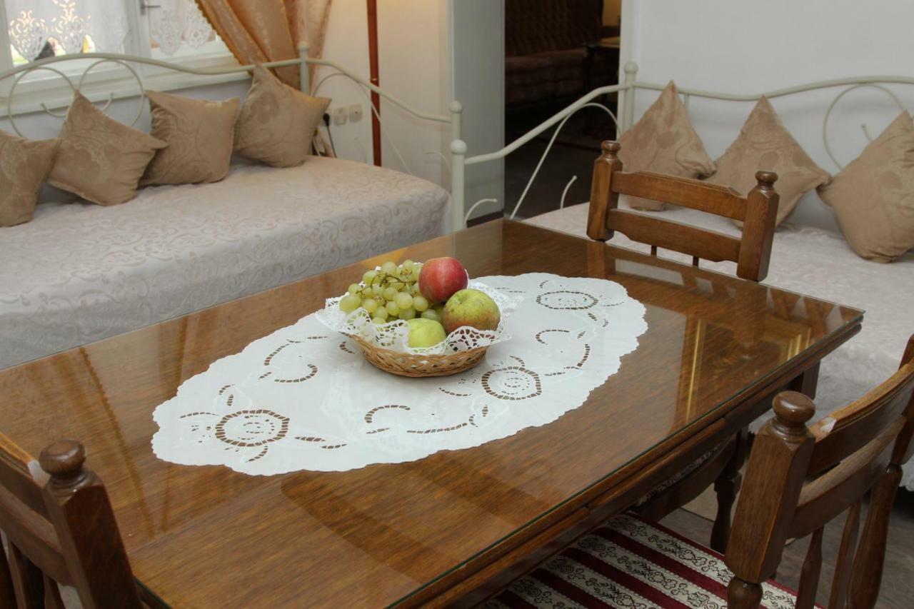 Apartman Sokica Bizovac Luaran gambar